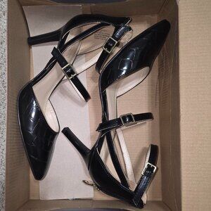 Liz Claiborne Women's Black Footwear